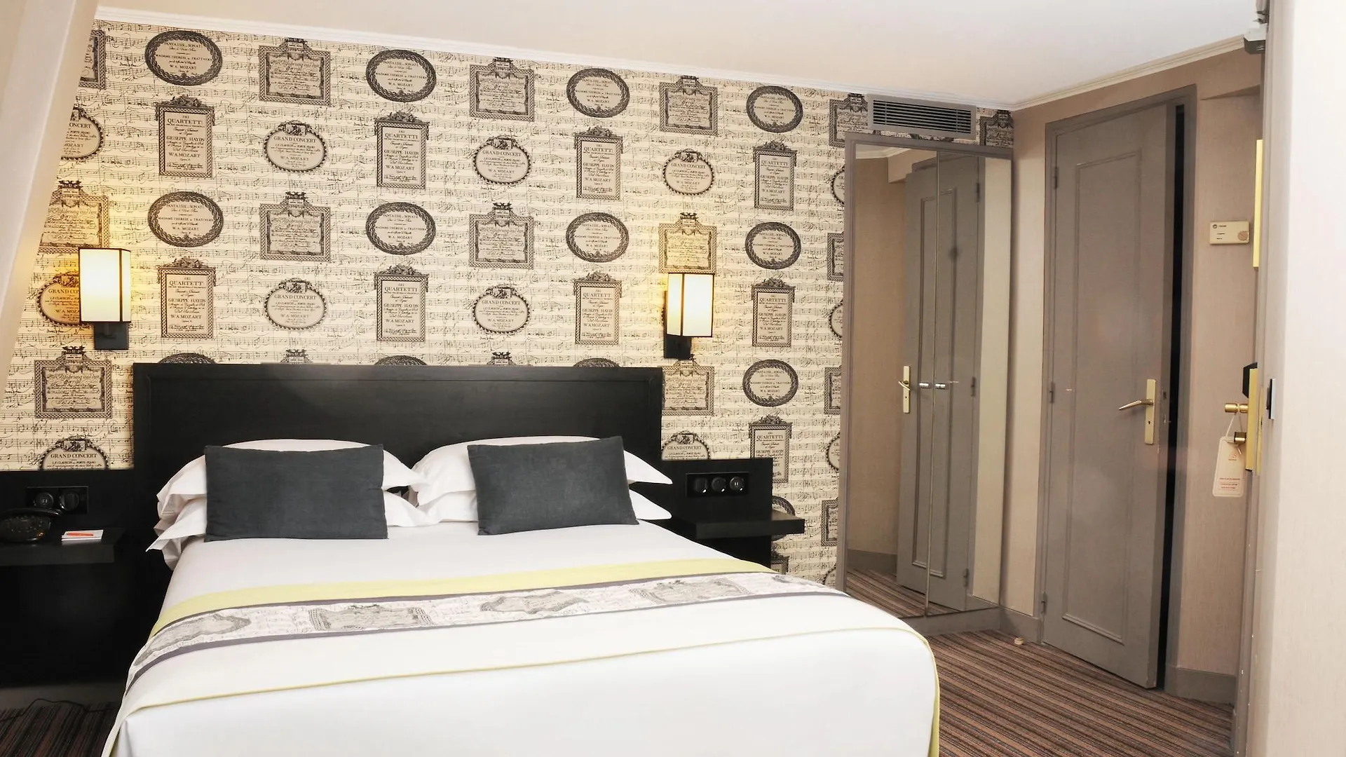 מלון France D'antin Opera 4*